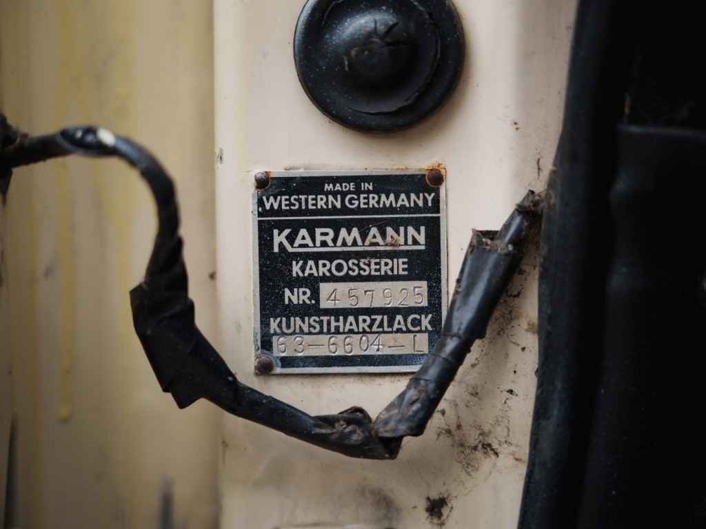 42113362-20.jpg