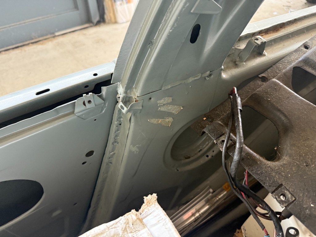 48089911-19.jpg